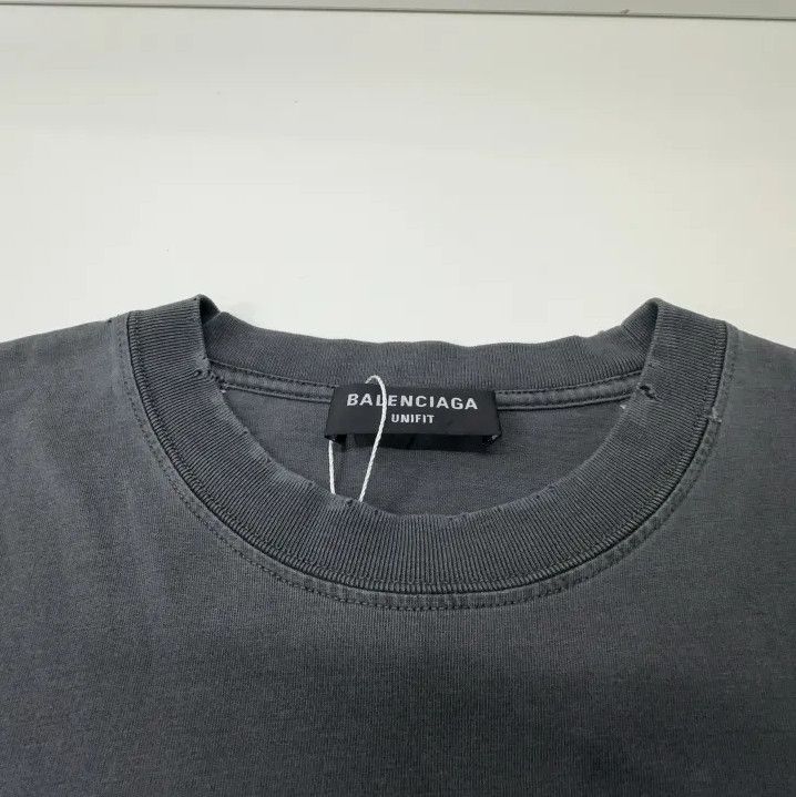 Balenciaga Balenciaga Black Distressed Print Cotton T-Shirt Size US S / EU 44-46 / 1 - 6 Thumbnail