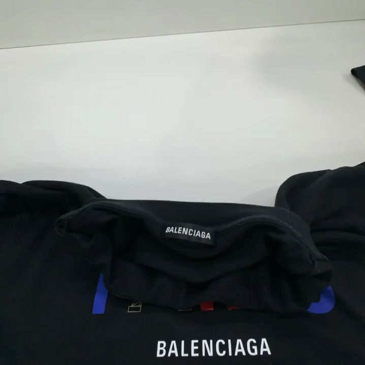 Balenciaga Balenciaga Black Long Sleeve Graphic T-Shirt Size US S / EU 44-46 / 1 - 7 Thumbnail