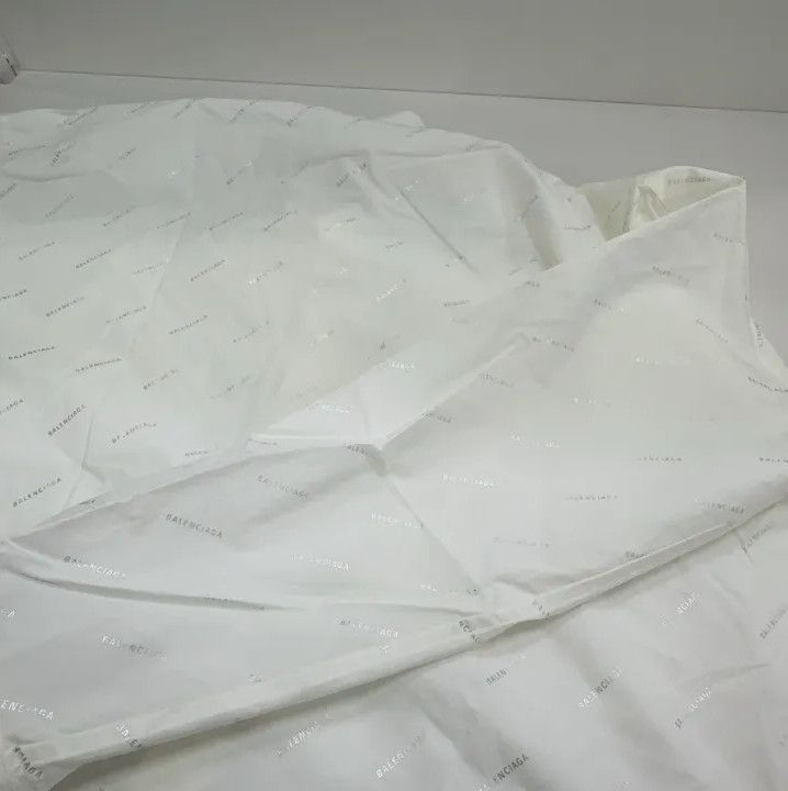 Balenciaga Balenciaga White Pocket Detail Long Sleeve Shirt Size US M / EU 48-50 / 2 - 14 Thumbnail