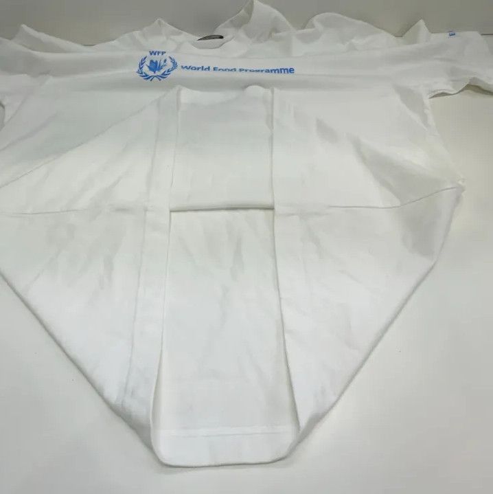 Balenciaga Balenciaga World Food Programme Logo T-Shirt Size US M / EU 48-50 / 2 - 10 Thumbnail