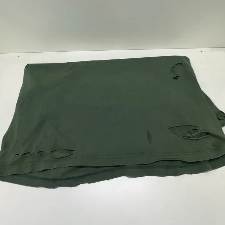 Balenciaga Balenciaga SS22 Destroyed Green Graphic T-Shirt Size US S / EU 44-46 / 1 - 11 Thumbnail