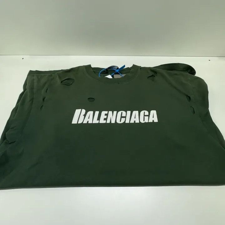 Balenciaga Balenciaga SS22 Destroyed Green Graphic T-Shirt Size US S / EU 44-46 / 1 - 10 Thumbnail