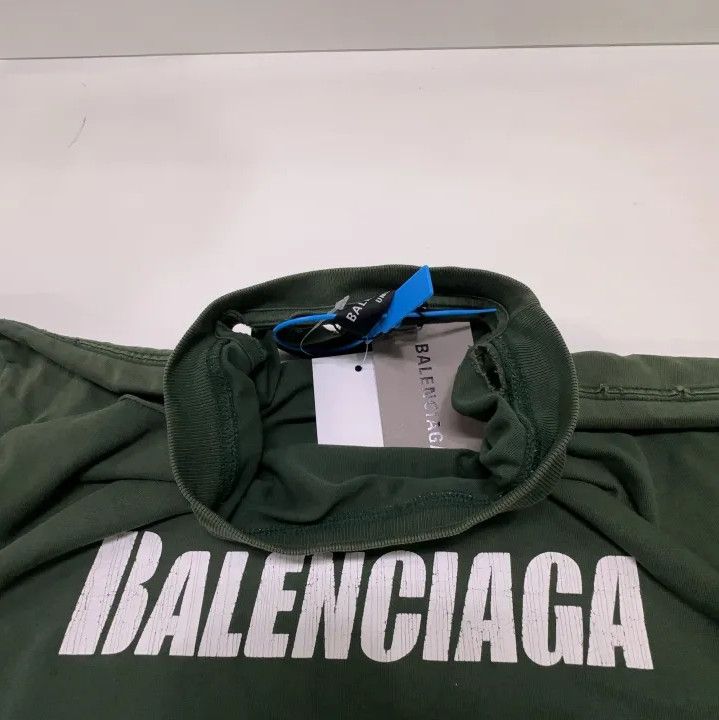 Balenciaga Balenciaga SS22 Destroyed Green Graphic T-Shirt Size US S / EU 44-46 / 1 - 8 Thumbnail