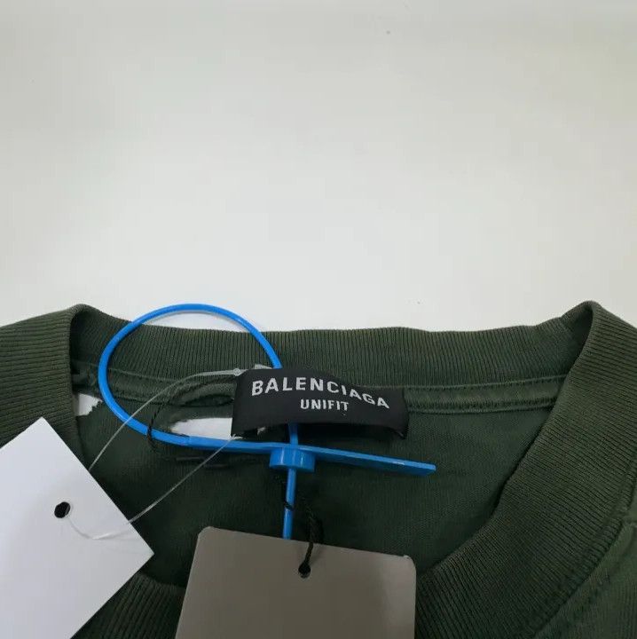 Balenciaga Balenciaga SS22 Destroyed Green Graphic T-Shirt Size US S / EU 44-46 / 1 - 6 Thumbnail
