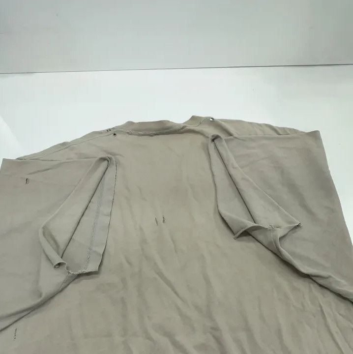 Balenciaga Balenciaga Distressed Logo Short Sleeve T-Shirt Size US S / EU 44-46 / 1 - 13 Thumbnail