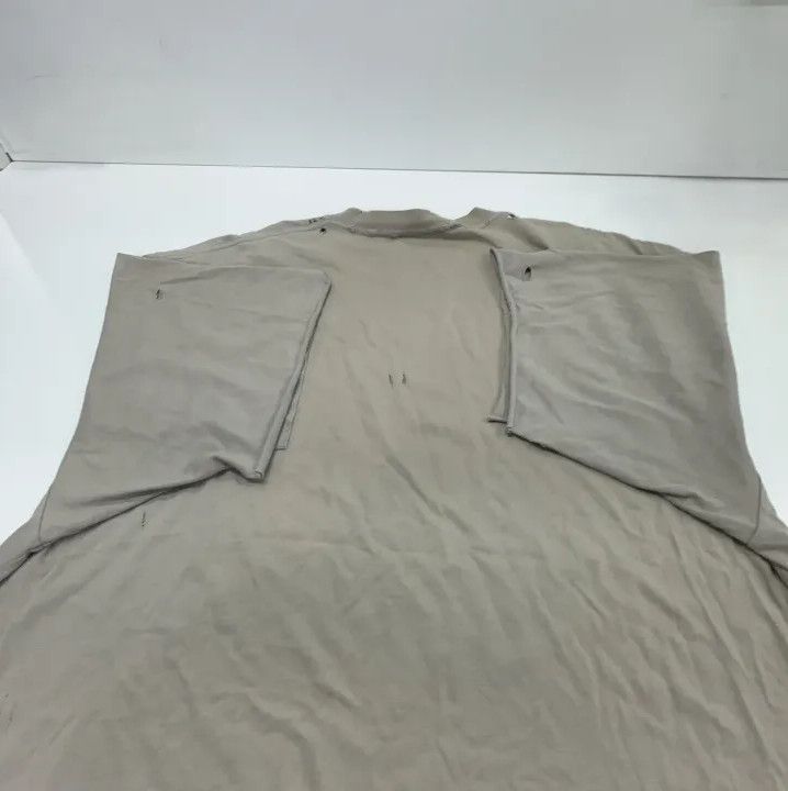 Balenciaga Balenciaga Distressed Logo Short Sleeve T-Shirt Size US S / EU 44-46 / 1 - 12 Thumbnail