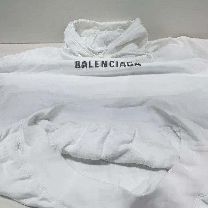 Balenciaga Balenciaga White Drawstring Long Sleeve Hoodie Size US M / EU 48-50 / 2 - 8 Thumbnail