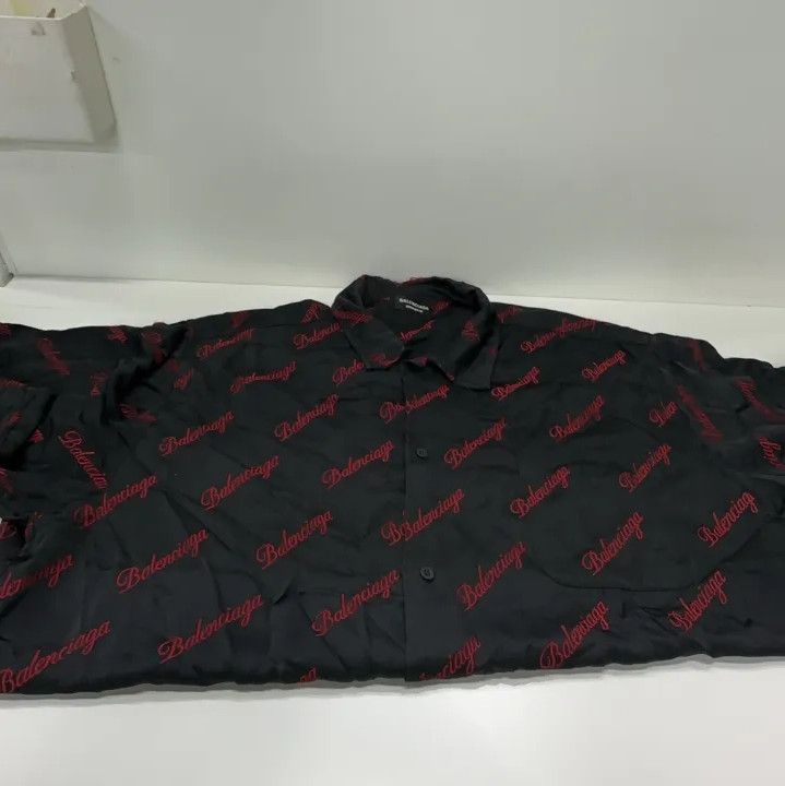 Balenciaga Balenciaga Logo Print Short Sleeve Shirt Size US M / EU 48-50 / 2 - 8 Thumbnail