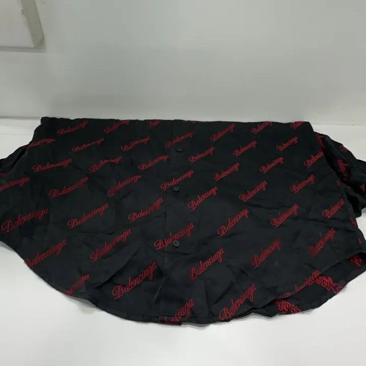 Balenciaga Balenciaga Logo Print Short Sleeve Shirt Size US M / EU 48-50 / 2 - 10 Thumbnail