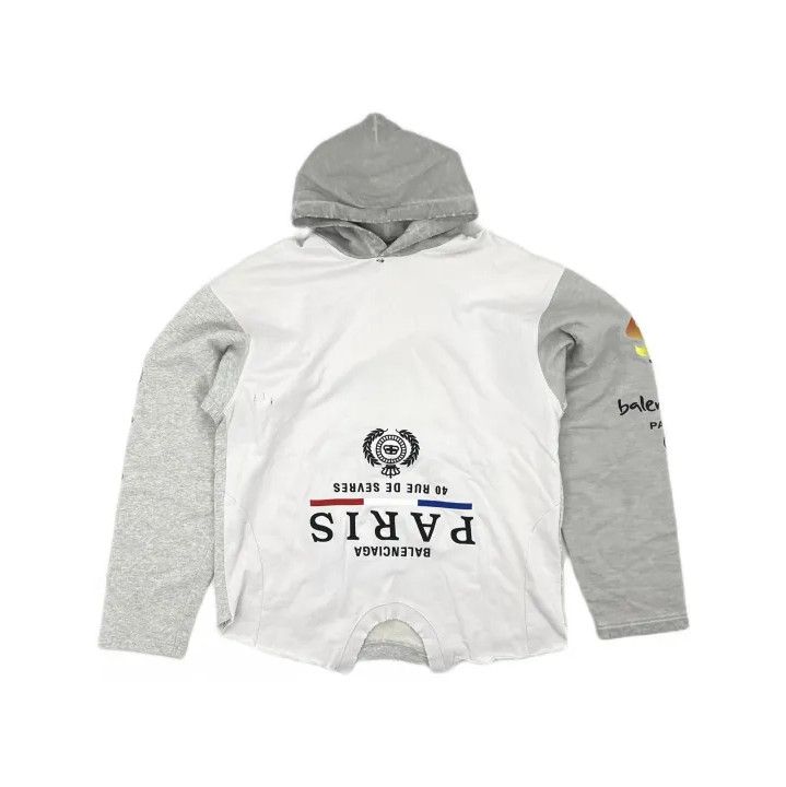 Balenciaga Balenciaga White Logo Graphic Hoodie for Men Size US M / EU 48-50 / 2 - 2 Thumbnail