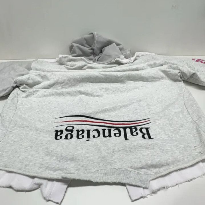 Balenciaga Balenciaga White Logo Graphic Hoodie for Men Size US M / EU 48-50 / 2 - 15 Thumbnail