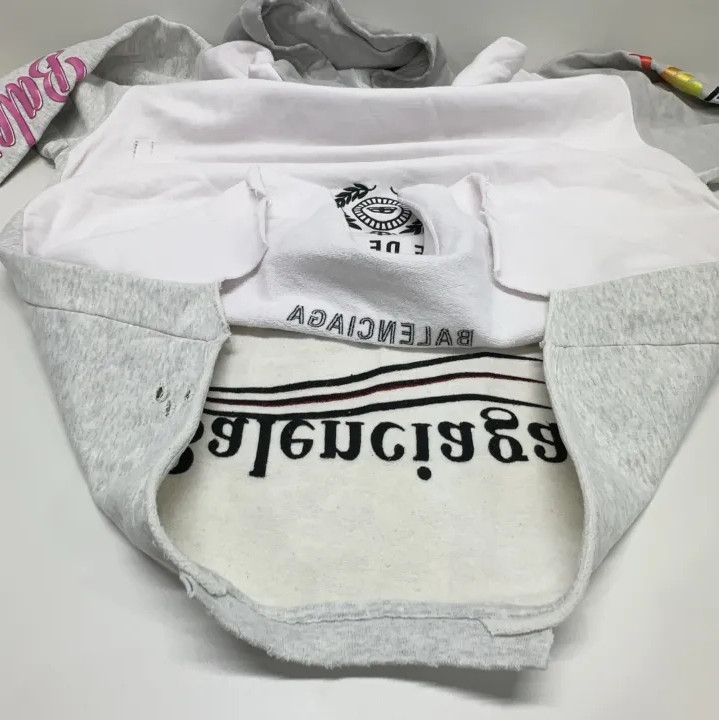 Balenciaga Balenciaga White Logo Graphic Hoodie for Men Size US M / EU 48-50 / 2 - 12 Thumbnail