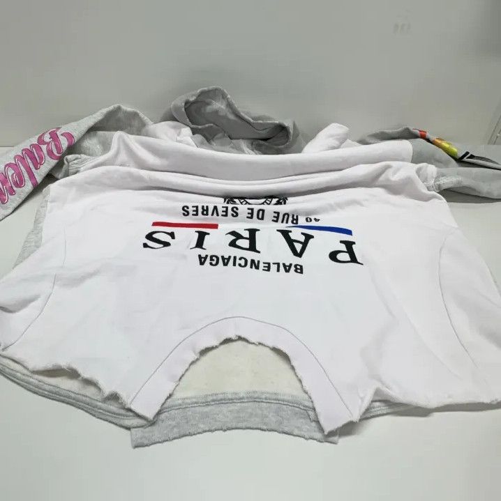 Balenciaga Balenciaga White Logo Graphic Hoodie for Men Size US M / EU 48-50 / 2 - 11 Thumbnail