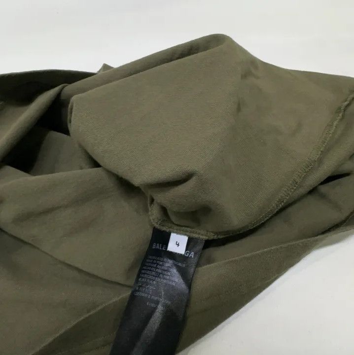 Balenciaga Balenciaga Logo Print Oversized Military Green T-shirt Size US L / EU 52-54 / 3 - 5 Thumbnail