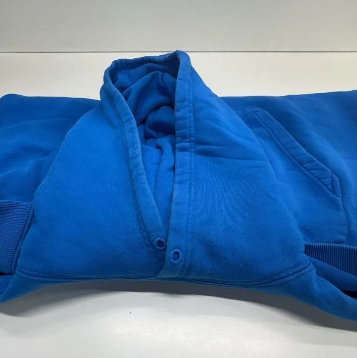 Balenciaga Balenciaga Casual Minimalist Hoodie in Bright Blue Size US S / EU 44-46 / 1 - 14 Thumbnail