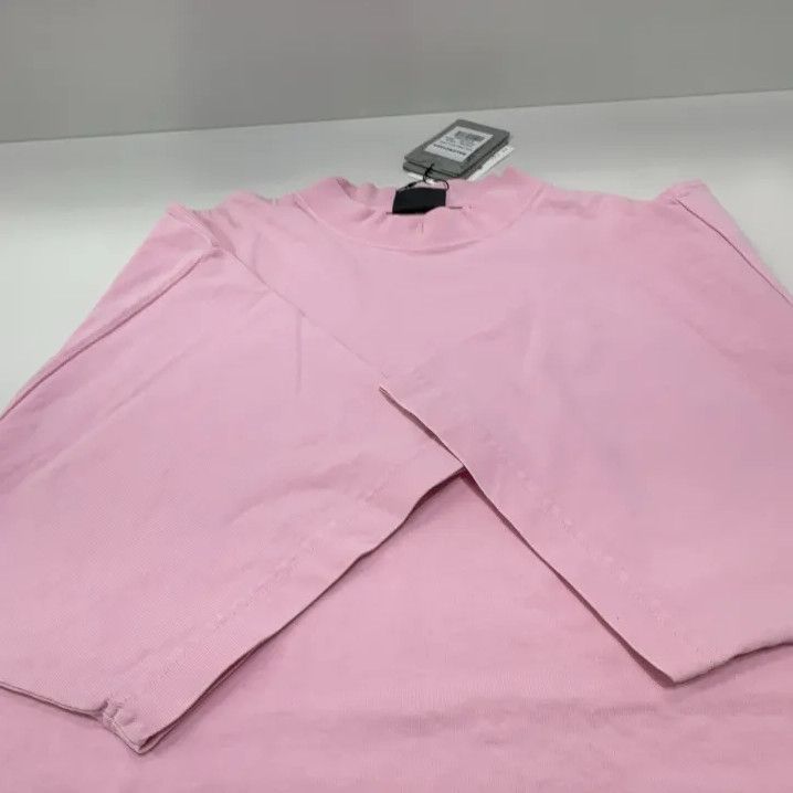 Balenciaga Balenciaga Pink Short Sleeve T-Shirt for All Size US XS / EU 42 / 0 - 12 Thumbnail