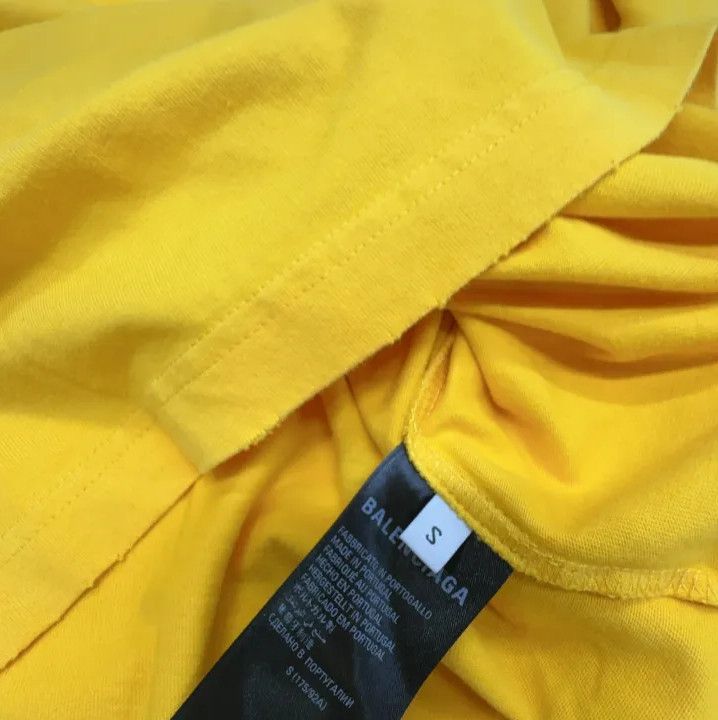Balenciaga Balenciaga Yellow Logo Print Short Sleeve T-Shirt Size US S / EU 44-46 / 1 - 4 Thumbnail