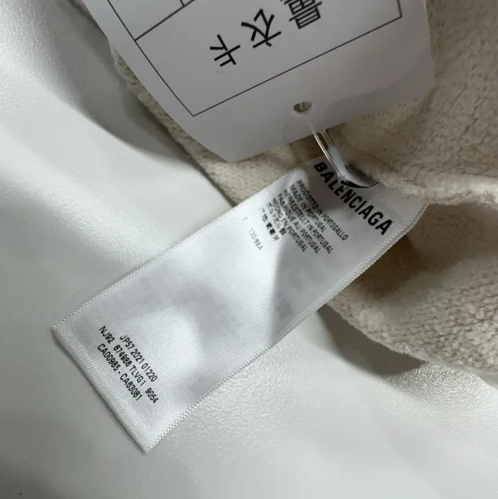 Balenciaga Balenciaga White Unity Print Hoodie for Men Size US M / EU 48-50 / 2 - 4 Thumbnail
