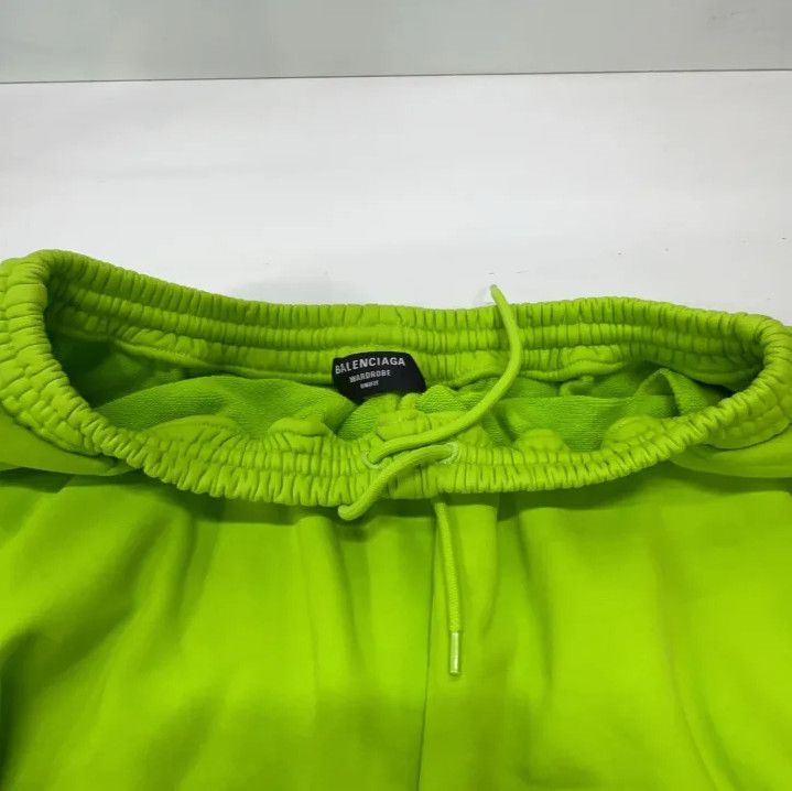 Balenciaga Balenciaga SS23 Solid Logo Pattern Loose Shorts Size US 26 / EU 42 - 6 Thumbnail