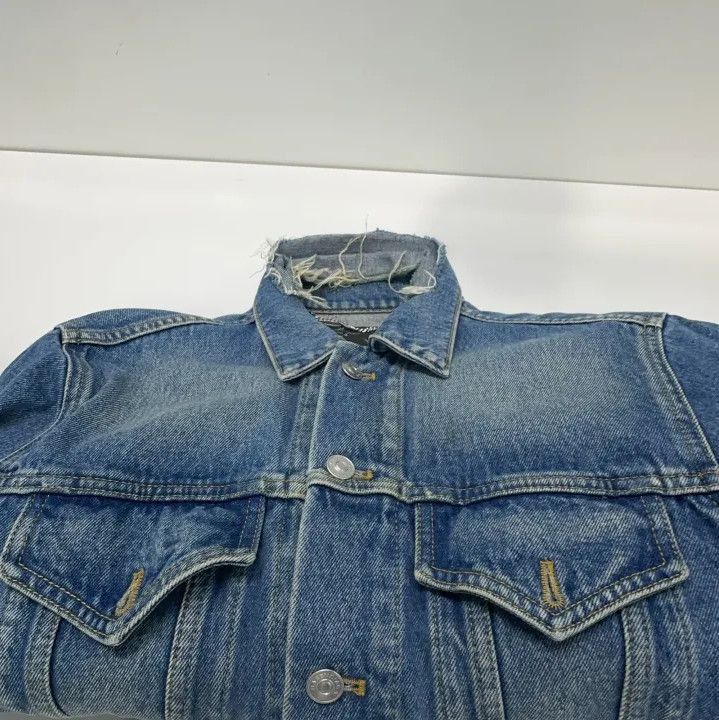 Balenciaga Balenciaga Casual Denim Jacket Size US L / EU 52-54 / 3 - 6 Thumbnail