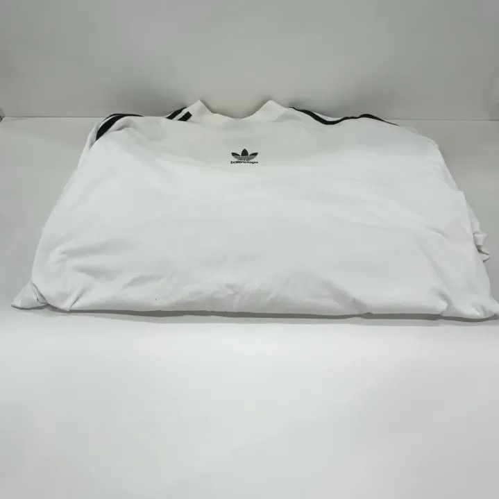 Balenciaga Balenciaga x Adidas Originals Logo Long Sleeve T-Shirt Size US M / EU 48-50 / 2 - 10 Thumbnail