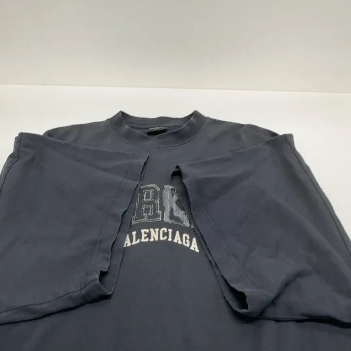Balenciaga Balenciaga SS23 Black Logo T-Shirt for Men Size US M / EU 48-50 / 2 - 11 Thumbnail