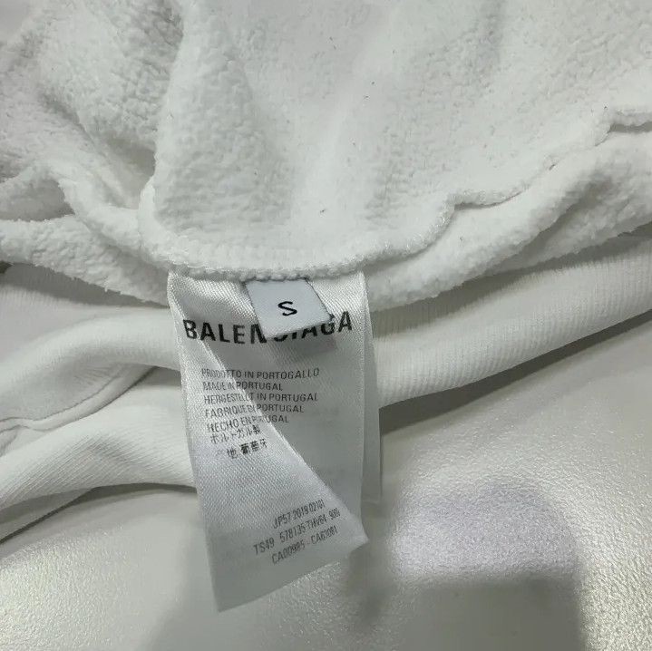 Balenciaga Balenciaga Minimalist Print Hoodie for Casual Wear Size US S / EU 44-46 / 1 - 4 Thumbnail