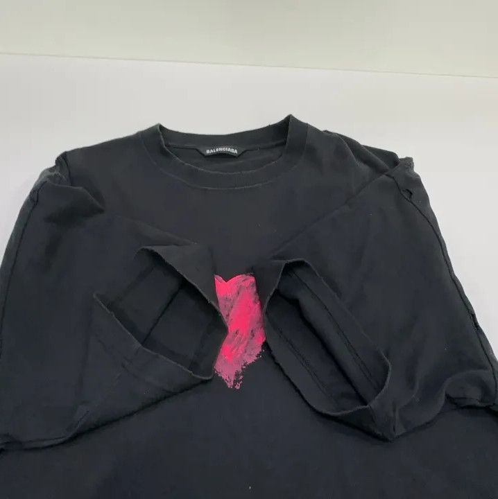 Balenciaga Balenciaga I Love U Graphic T-Shirt for Men Size US S / EU 44-46 / 1 - 7 Thumbnail