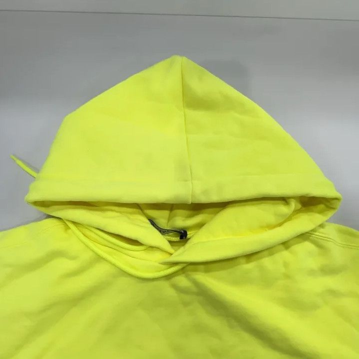 Balenciaga Balenciaga Crew Neon Yellow Hoodie for Men Size US XXS / EU 40 - 6 Thumbnail