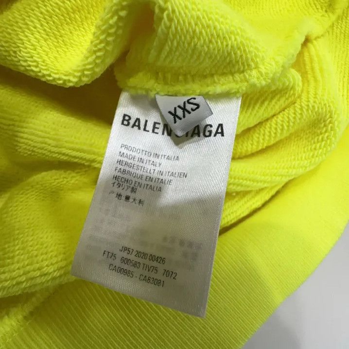 Balenciaga Balenciaga Crew Neon Yellow Hoodie for Men Size US XXS / EU 40 - 4 Thumbnail