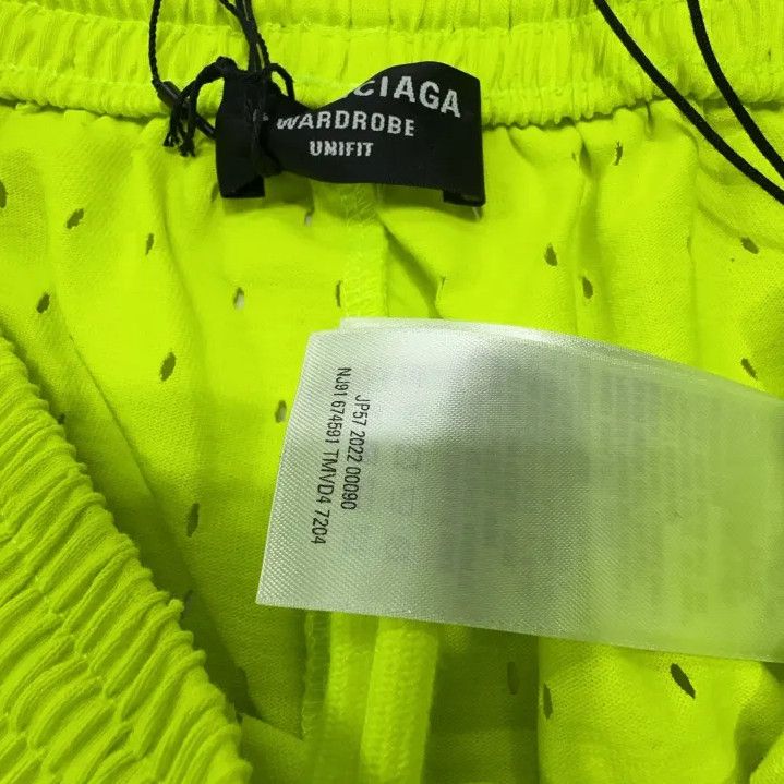 Balenciaga Balenciaga Men's Green Sports Mesh Shorts Size US 27 - 5 Thumbnail