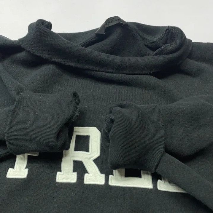 Balenciaga Balenciaga Black Graphic Crewneck Sweatshirt Size US XS / EU 42 / 0 - 11 Thumbnail