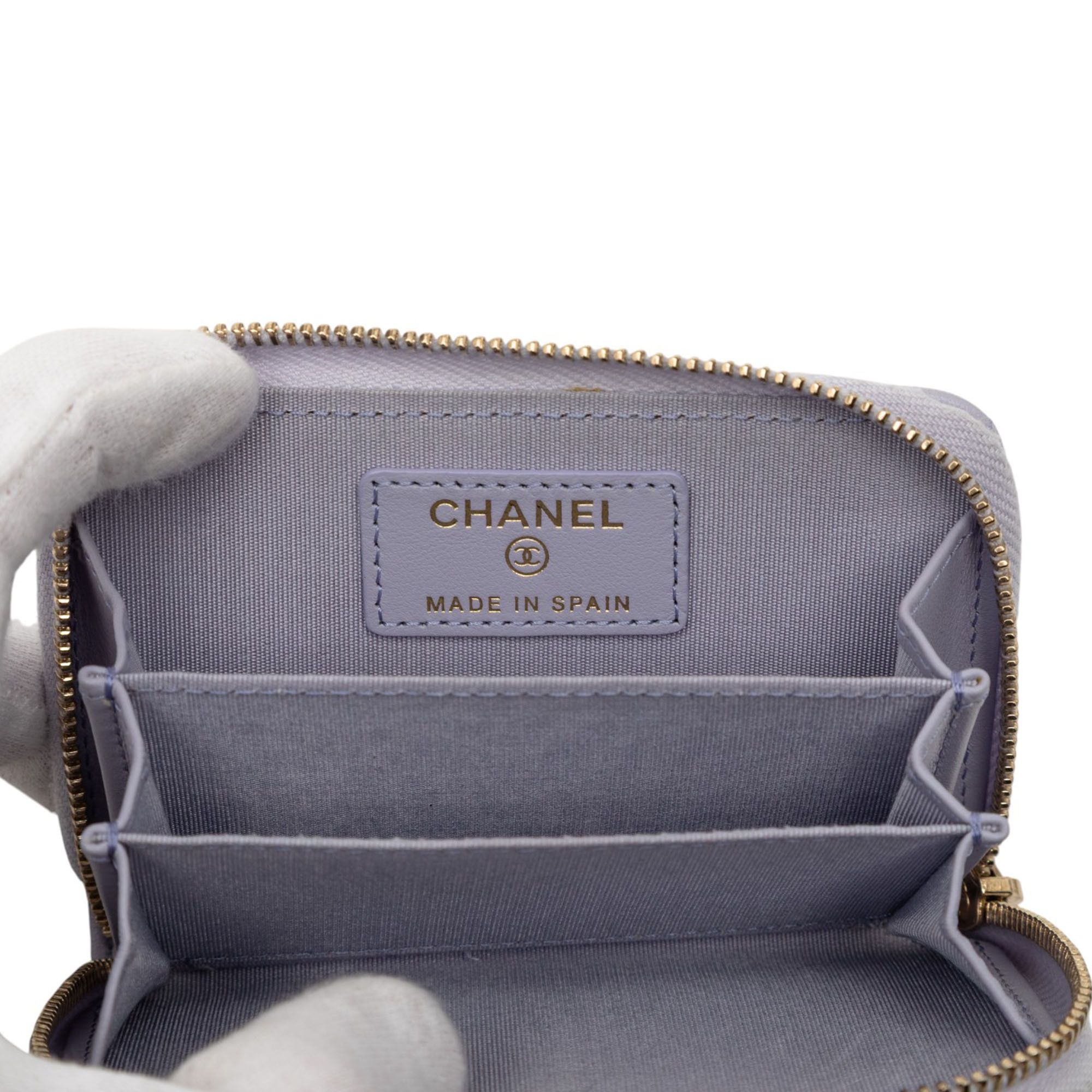 Chanel Chanel Quilted Lambskin 19 Zip Around Coin Purse Size ONE SIZE - 5 Thumbnail