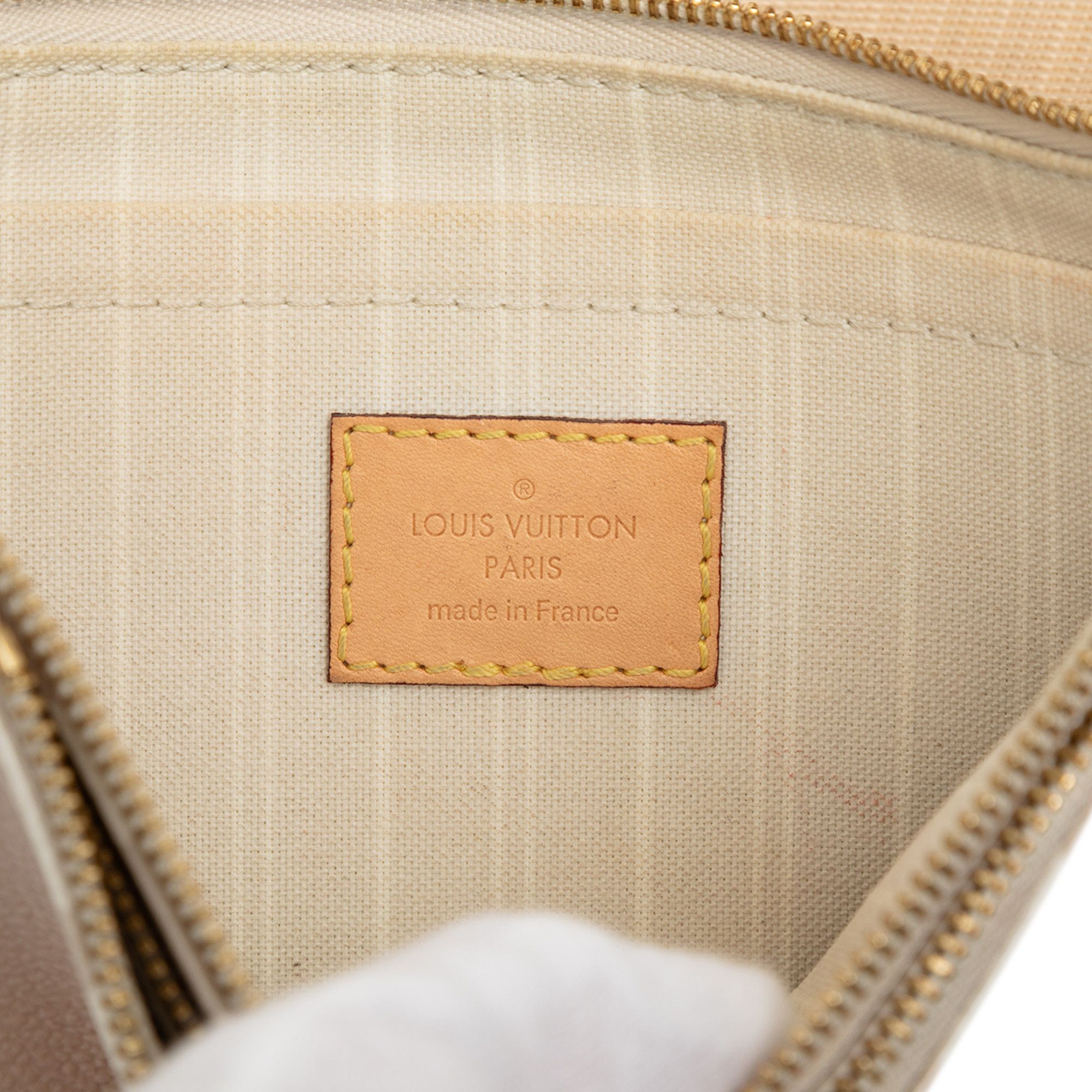 Louis Vuitton Louis Vuitton Monogram Giant By The Pool Multi Pochette Accessoires Size ONE SIZE - 6 Thumbnail