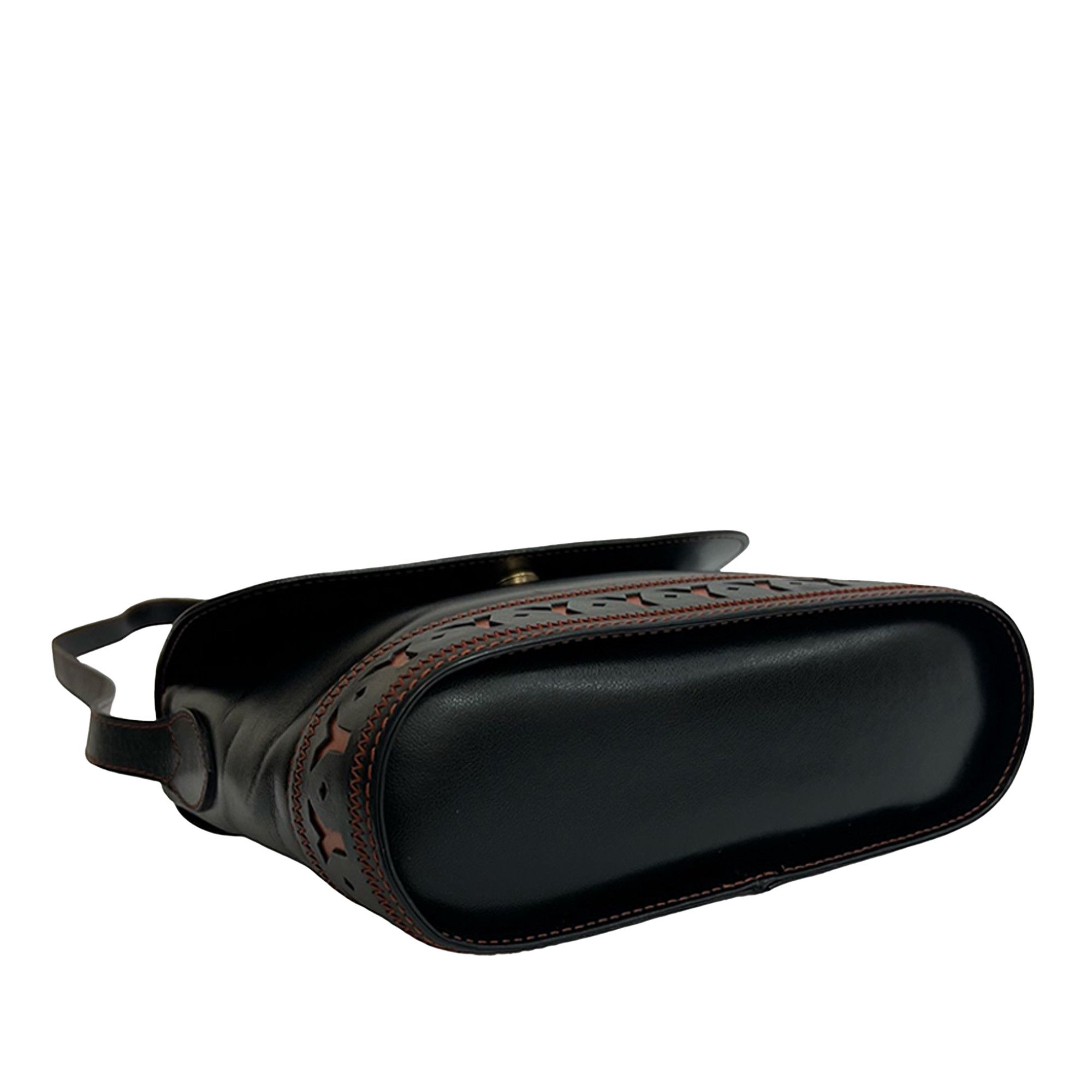 Yves Saint Laurent Yves Saint Laurent Leather Cutout Crossbody Size ONE SIZE - 4 Thumbnail