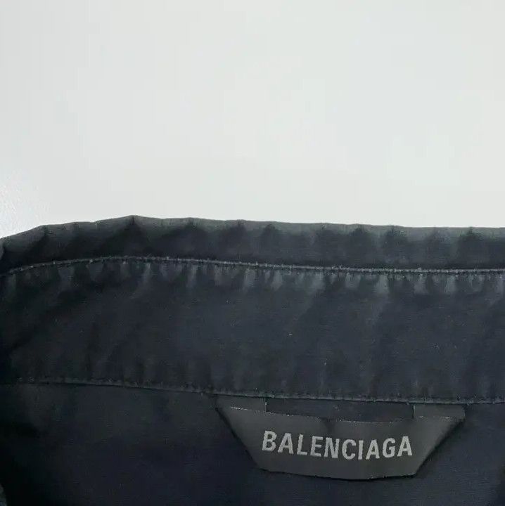 Balenciaga Balenciaga Logo Print Short Sleeve Shirt Size US M / EU 48-50 / 2 - 11 Thumbnail