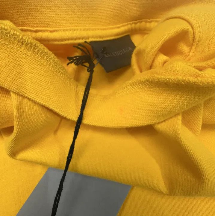 Balenciaga Balenciaga Yellow Logo Print Short Sleeve T-shirt Size US S / EU 44-46 / 1 - 8 Thumbnail