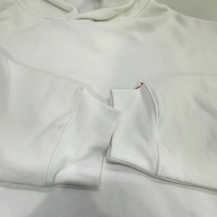 Balenciaga Balenciaga White Long Sleeve Hoodie with Logo Size US S / EU 44-46 / 1 - 12 Thumbnail