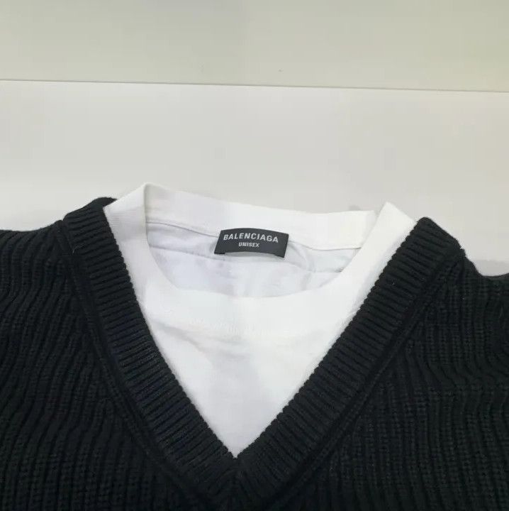 Balenciaga Balenciaga Layered V-Neck Sweater for Men Size US S / EU 44-46 / 1 - 8 Thumbnail