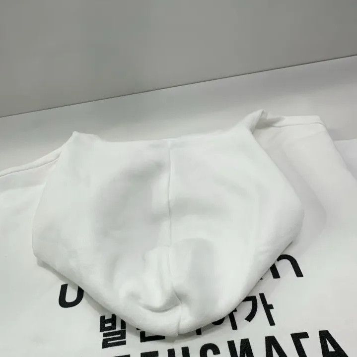 Balenciaga Balenciaga White Language Print Hoodie Size US S / EU 44-46 / 1 - 10 Thumbnail