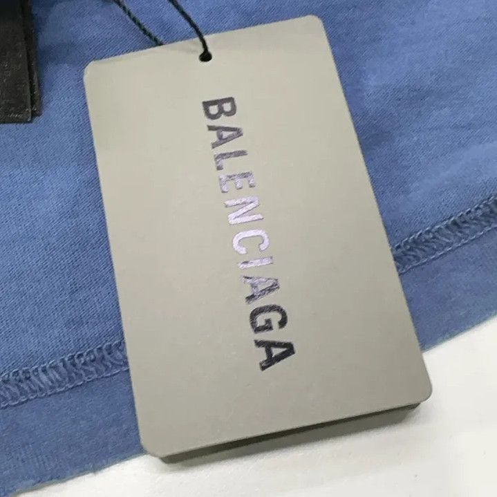Balenciaga Balenciaga SS24 Distressed Graphic Short Sleeve T-shirt Size US M / EU 48-50 / 2 - 7 Thumbnail