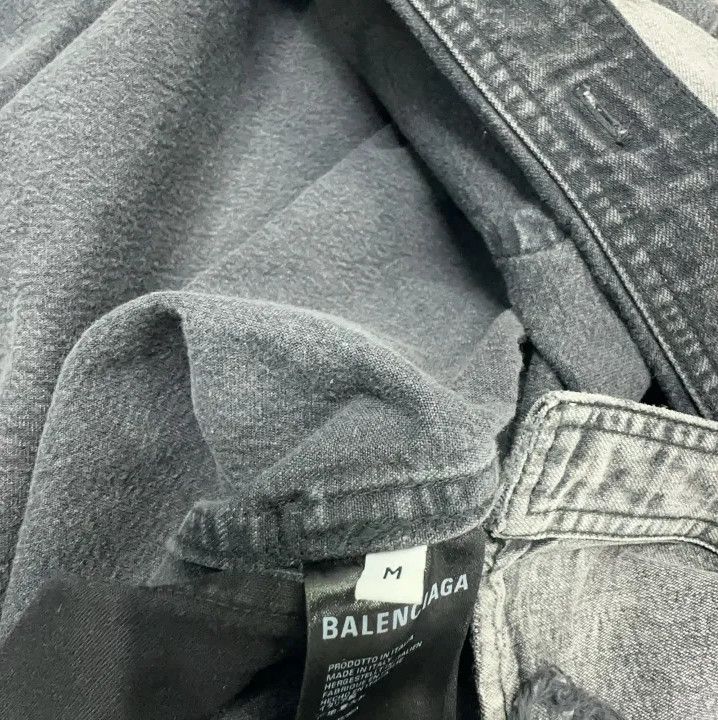 Balenciaga Balenciaga SS21 Ripped Denim Long Sleeve Shirt Size US M / EU 48-50 / 2 - 4 Thumbnail