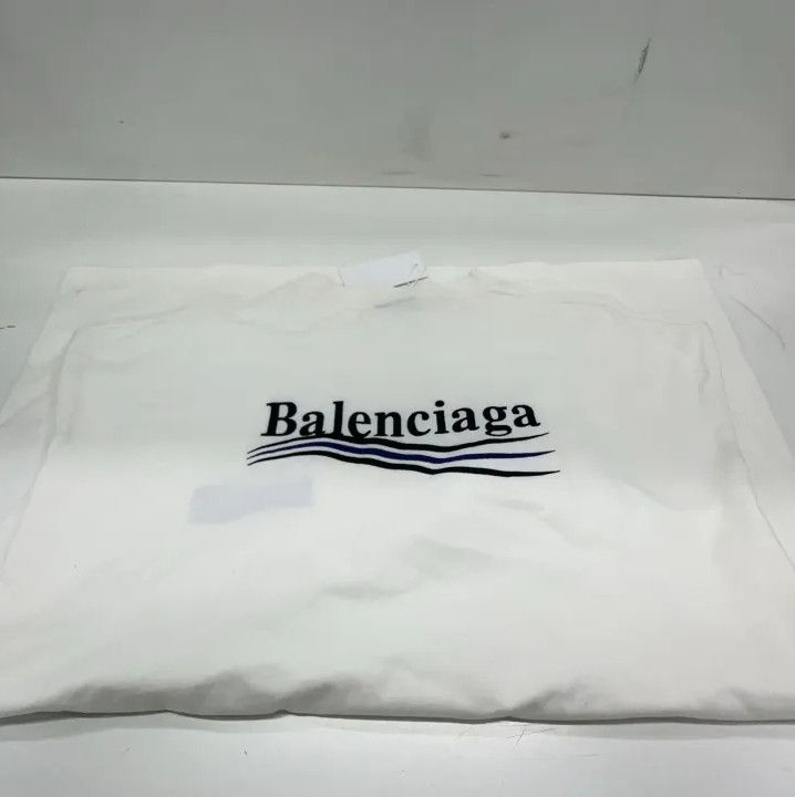 Balenciaga Balenciaga Political Campaign Large Fit Logo T-Shirt Size US XL / EU 56 / 4 - 12 Thumbnail
