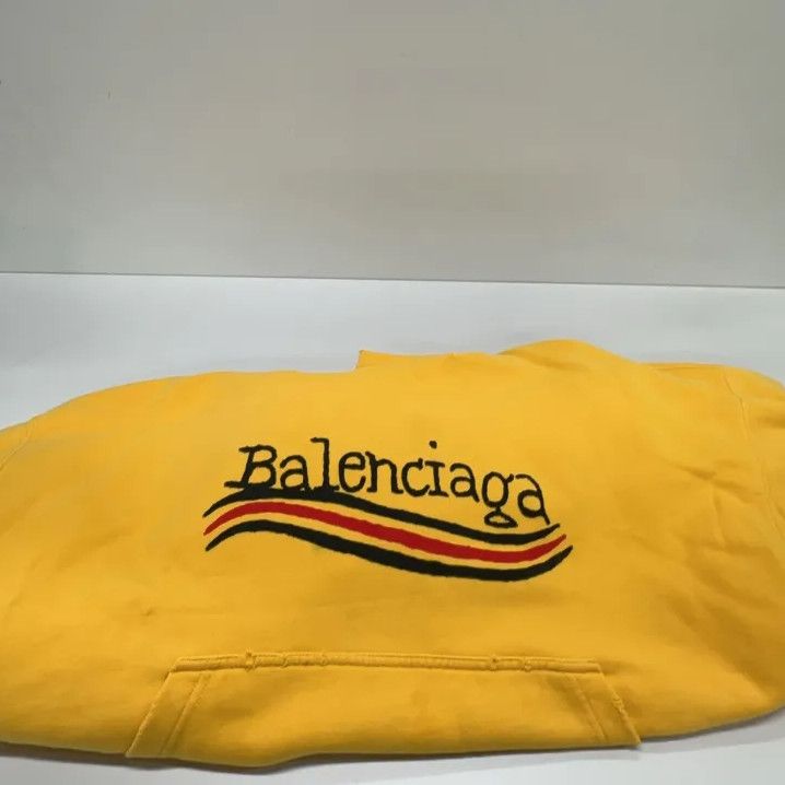 Balenciaga Balenciaga Yellow Logo Print Hooded Sweatshirt Size US XS / EU 42 / 0 - 7 Thumbnail