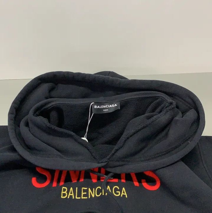 Balenciaga Balenciaga Sinner Hoodie in Black Size US S / EU 44-46 / 1 - 16 Thumbnail