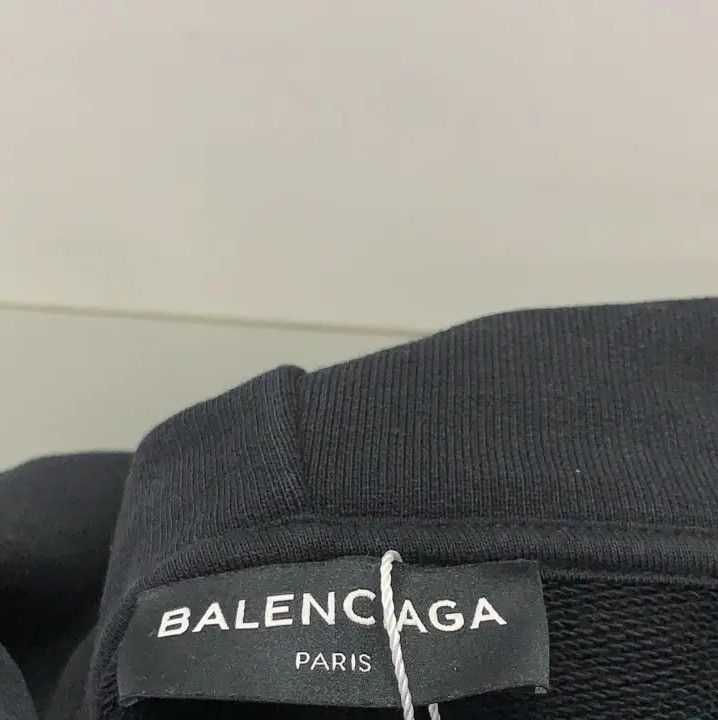 Balenciaga Balenciaga Sinner Hoodie in Black Size US S / EU 44-46 / 1 - 10 Thumbnail