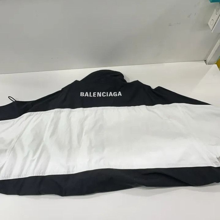 Balenciaga Balenciaga Colorblock Sports Jacket for Men Size US L / EU 52-54 / 3 - 13 Thumbnail