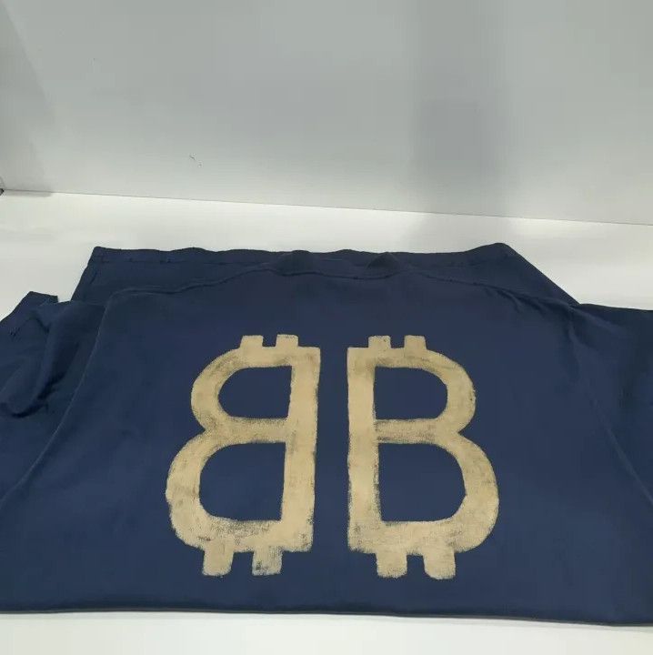 Balenciaga Balenciaga Blue Crypto Logo Short Sleeve T-Shirt Size US L / EU 52-54 / 3 - 9 Thumbnail
