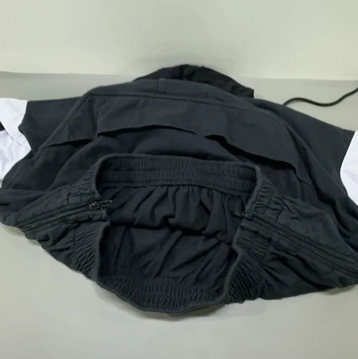 Balenciaga Balenciaga Color-Blocked Long Sleeve Sweatshirt for Men Size US L / EU 52-54 / 3 - 15 Thumbnail