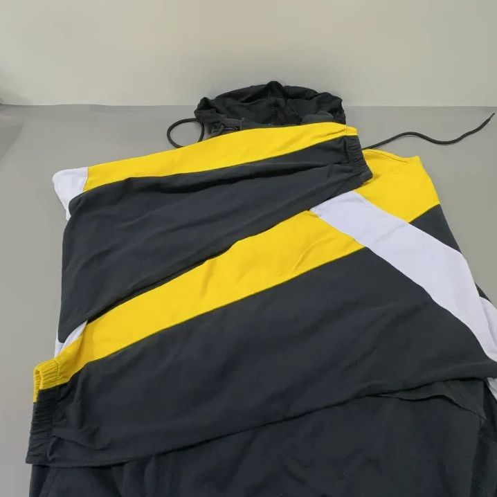 Balenciaga Balenciaga Color-Blocked Long Sleeve Sweatshirt for Men Size US L / EU 52-54 / 3 - 11 Thumbnail